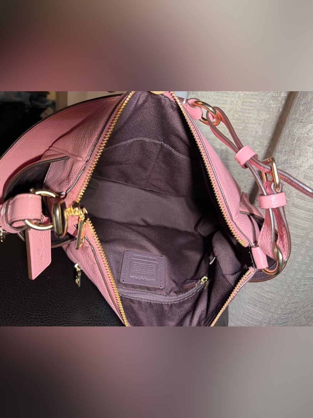 COACH Pink Pebbled Leather Shoulder Bag with Gold Hardware LIKE NEW - Picture 8 of 9